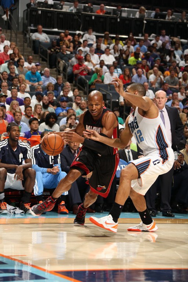 型与盘口均 型与盘口均